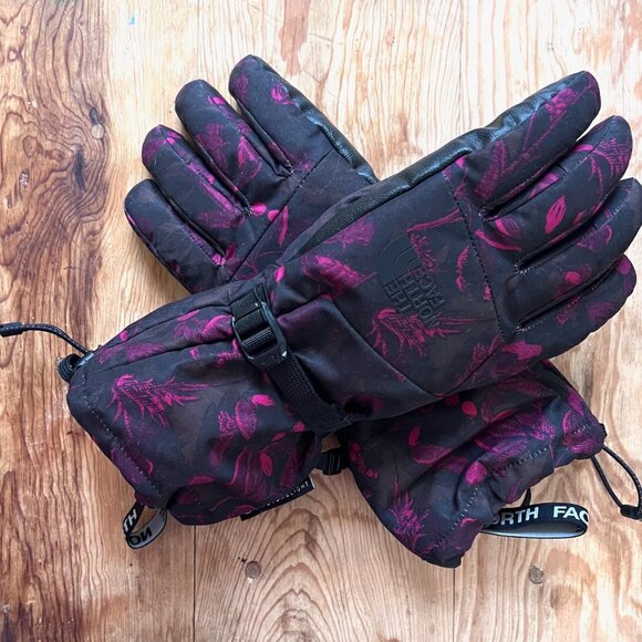 The North Face Montana FUTURELIGHT Etip Ski Gloves for Women, Purple and Black - Picture 3 of 5